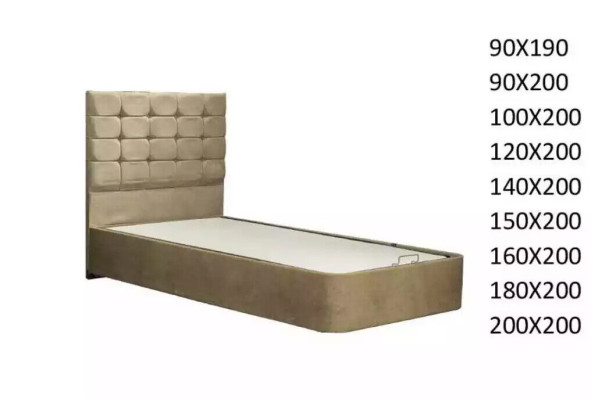 Lussuoso letto da designer con materasso di un produttore europeo di mobili per la camera da letto.