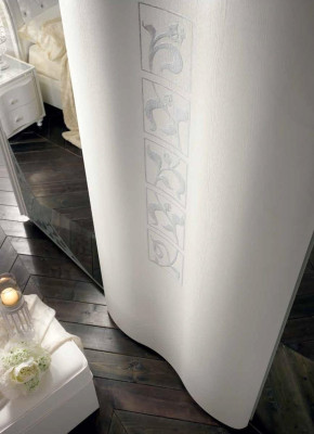 Armadio specchio in legno, mobili armadi guardaroba in legno Italia nuovi.