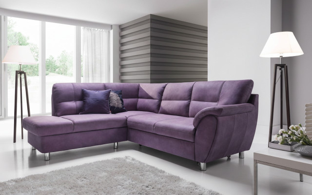 Il divano ad angolo è un design moderno e rispettabile per il tuo soggiorno.