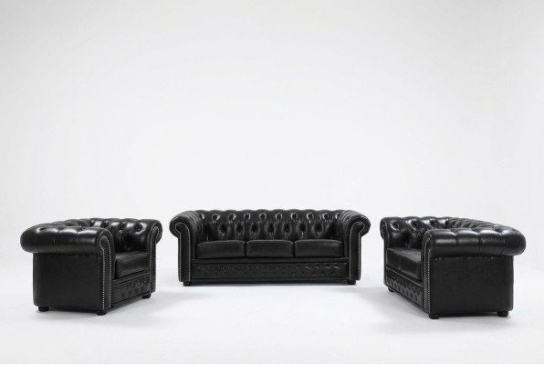 Divano Chesterfield Poltrona Imbottita Set Completo in Pelle Nuovo