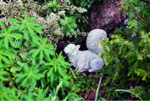 Decorazione del giardino Scoiattolo Terrazza Statue di pietra Figura Decorativa Statua