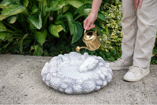 Scultura per abbeveratoi per uccelli Design Decorazione Figura Statua Giardino Figure Statue