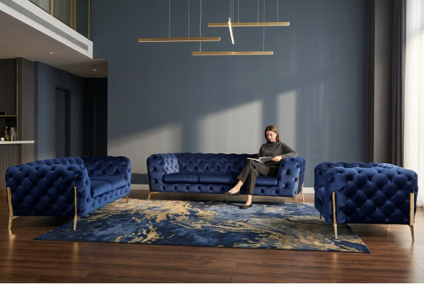Tessuto di lusso per divano in stoffa imbottita 3 posti + 1 posto Chesterfield.  Lussuoso tessuto per divano imbottito 3 posti + 1 posti Chesterfield.