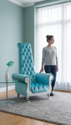 Una poltrona raffinata con uno schienale alto e un design che ricorda una poltrona di Voltaire