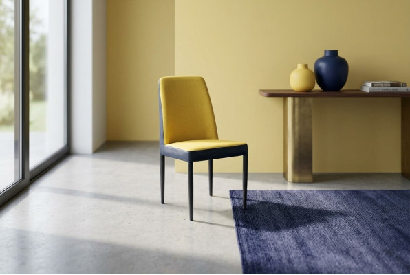 Sedia 1x Sala da pranzo Sedia imbottita Poltrona Soggiorno Club in pelle Tessuto Giallo