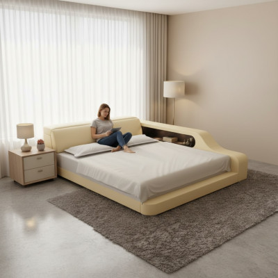 Letto matrimoniale ad acqua in hotel completo in pelle con USB.