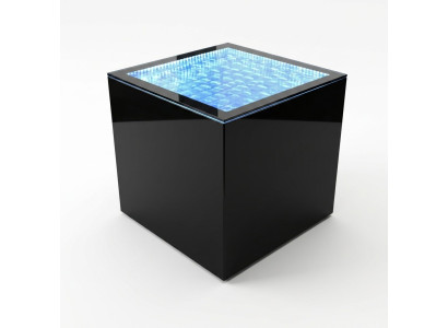 Tavolino quadrato in pelle con colonne d'acqua per soggiorno.