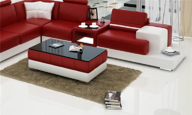 Tavolino design in pelle per salotto con piano in vetro da caffè decorativo.