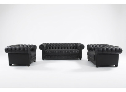 Divani Chesterfield in pelle imbottiti 3-2-1 posti.