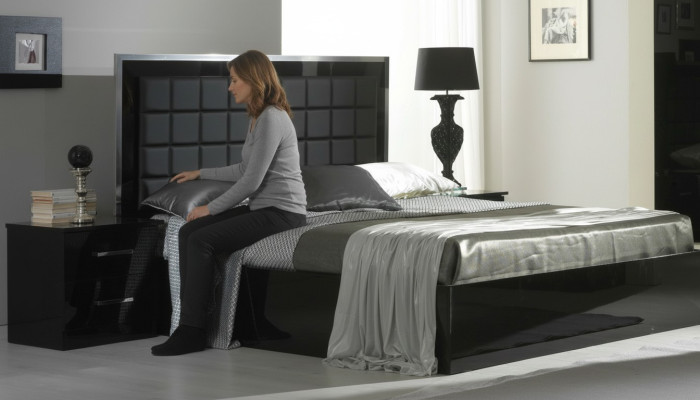 Camera da letto Mobili 3 pezzi Set Letto Hotel + 2 Comodini Lucidi Letti Italia