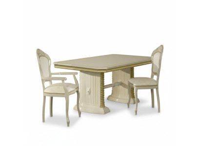 Tavolo da pranzo in stile, tavolo in legno massello, tavoli di design classico, mobili italiani.