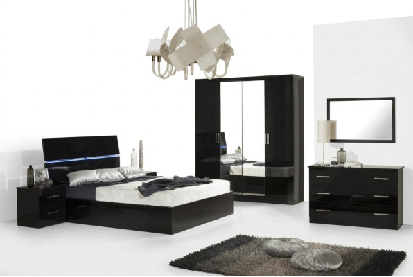 Set completo camera da letto con comò, letto, armadio, comodino e 6 pezzi.