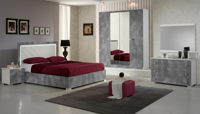 Camera da letto Set di mobili italiani di lusso 6 pezzi. Letto Letti Armadio Como Nuovo