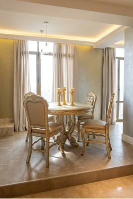 Mensa 4 sedie Classico set da pranzo 5 pezzi. Tavolo rotondo