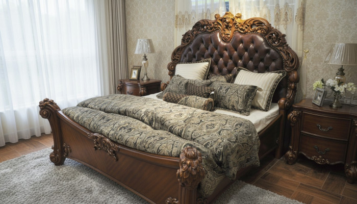 Letto classico in stile Barocco Rococò Chesterfield doppio in pelle per hotel antico