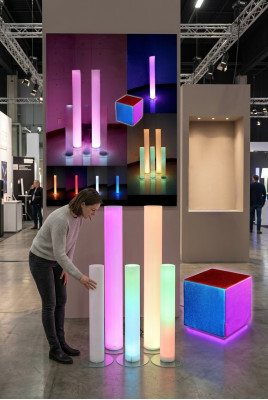 Cubo LED Giocattolo per bambini Cubo educativo Cubo luminoso che insegna i colori Decorazione Decoro