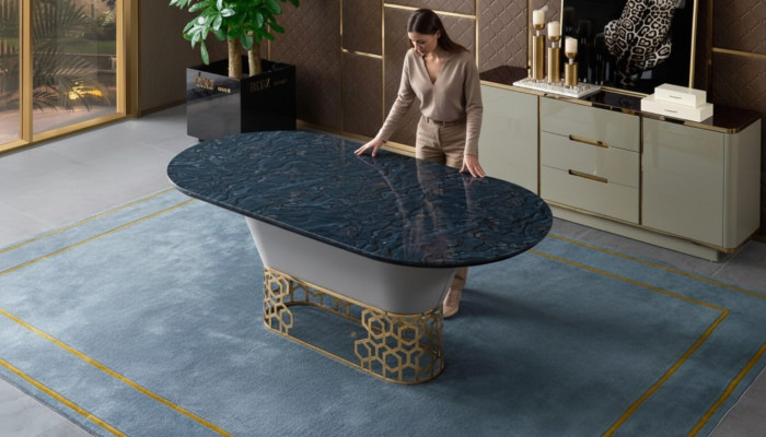 Tavoli da pranzo in metallo di lusso in acciaio inox per designer per il soggiorno con design in marmo.