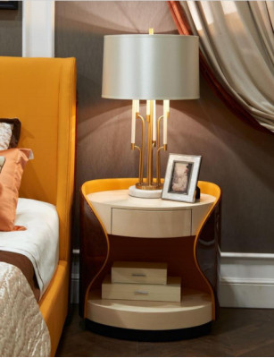 Camera da letto set di 7 pezzi. Mobili di lusso letto sgabello specchio comodino telai letto