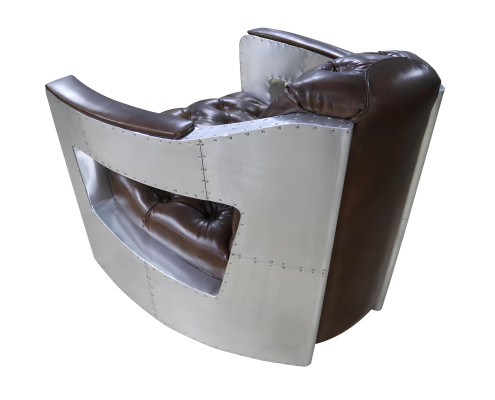 Bello Vecchio Chesterfield Poltrona alata con schienale alto da club.