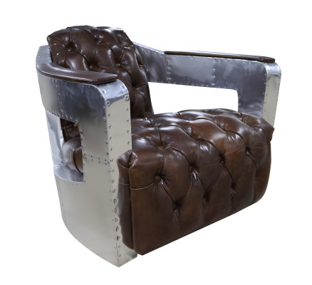 Bello Vecchio Chesterfield Poltrona alata con schienale alto da club.