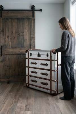 Comò in alluminio valigia vintage, credenza da aviatore, mobili di design.