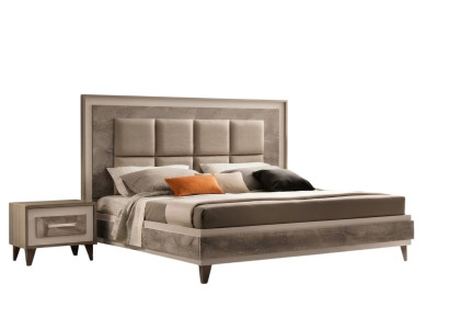 Camera da letto 3 pezzi. Set Letto 2x Comodino Consolle Classic Hotel Bedding