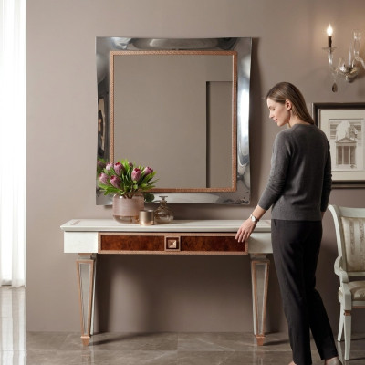 Grande specchio classico da parete con cornice in legno per appendere l'abbigliamento, nuovo