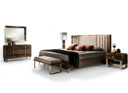 Set camera da letto 5 pezzi. Design mobili di lusso moderni. Nuovo letto comodino cassettiera