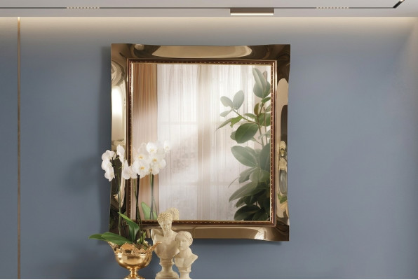 Specchio da parete classico con cornice in legno, specchio, arredamento, specchio appendiabiti, vetro, cornice, parete.