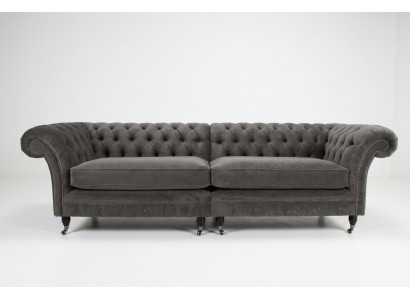 Divano classico Chesterfield 4 posti Design divani Poltrone Divani in pelle marrone