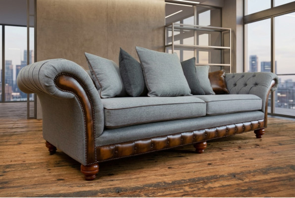 Sofà design Chesterfield classico 4 posti in tessuto di lusso.