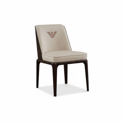 Sedia da pranzo in pelle beige squisita con stile italiano moderno.