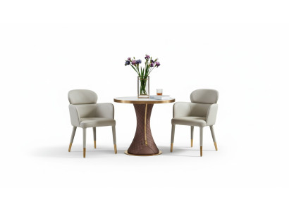 Tavolo da pranzo con poltrone sedie gruppo 3 pezzi. Set Stile italiano Arredamento