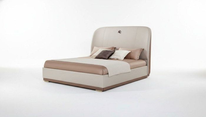 Letto in pelle beige e legno, letto matrimoniale in pelle per camera da letto, design moderno, arredamento di lusso.