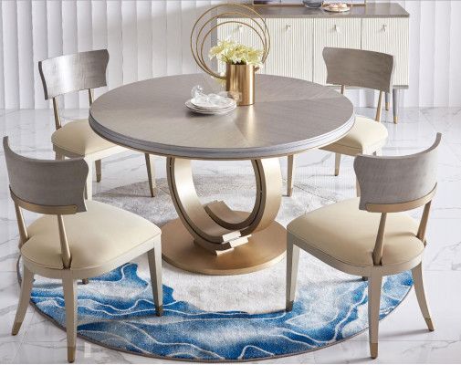 Ess Set di sedie per la zona pranzo, moderno, composto da 4 sedie imbottite con schienale a disegno.
