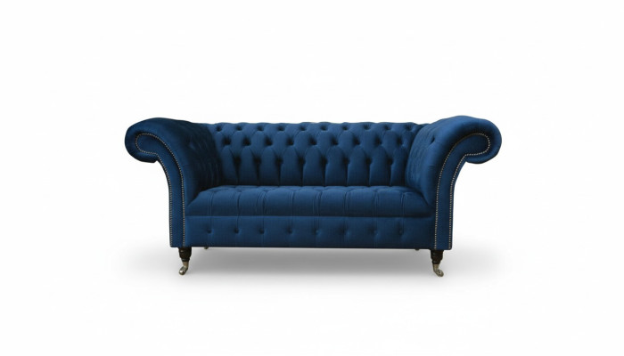 Disegno Chesterfield divano due posti in tessuto blu.