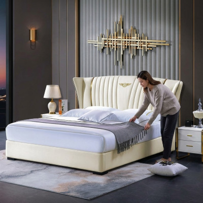 Letto in legno, letto matrimoniale, vero legno, camera da letto, hotel, letti 180x200cm, letto in pelle.