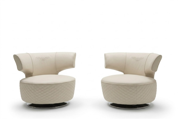 Poltrona Design Divano Sofa Sedile Pelle Lounge Club Imbottito Lusso Orecchie