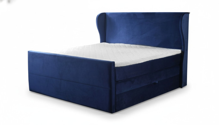 Letto matrimoniale di design in stile moderno con elementi minimalisti.