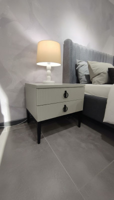 Tavolino da camera da letto di lusso con 2 comodini eleganti 2x.