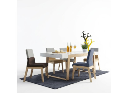 Set 4 sedie poltrone seggiolino da sala da pranzo da sala da pranzo in tessuto e legno di lusso.