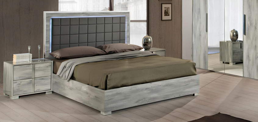 Set di mobili da camera da letto con letto, comodino, armadio, cassettiera e specchio 6 pezzi