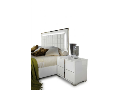 Comodino design moderno in legno bianco