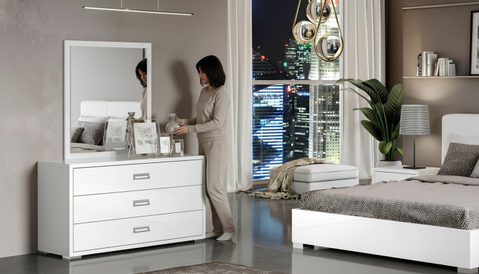 Set di comò con specchio bianco in legno design moderno