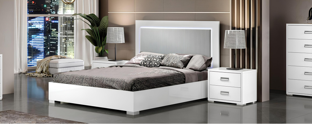 Set di mobili da camera da letto con letto, comodino, comò e specchio 6 pezzi in legno bianco