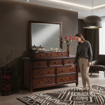 Buffet con specchio realizzato a mano in legno classico.