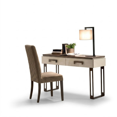 Designer scrivania Sedia da ufficio Set di mobili italiani Segretaria Poltrona 2 pezzi.