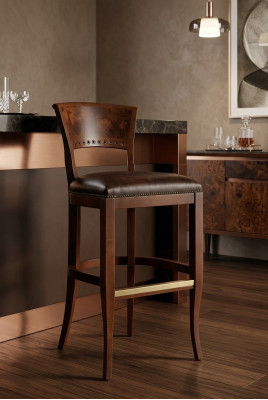Sgabello da bar reale Poltrona classica in velluto monoposto in stile antico.