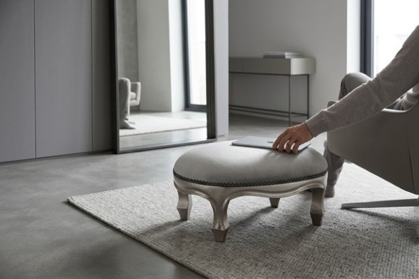 Poggiapiedi Imbottito Sedile Tessuto Relax Divano Tavolino Panchina Poggiapiedi R1 Designer Di Lusso