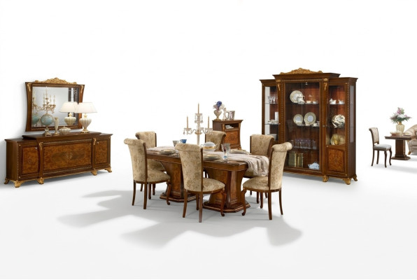 Set da pranzo con vetrina, tavolo, 6 sedie, cassettiera, specchio, stile barocco, nuovo, 10 pezzi.